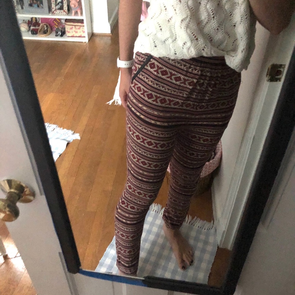 Aztec Print Skinny Fit Pants - Picture 3 of 3